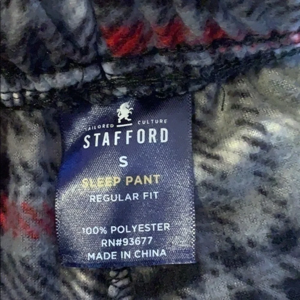 Men’s plaid fleece sleep pants